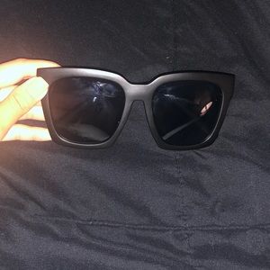 Oversize black sunglasses